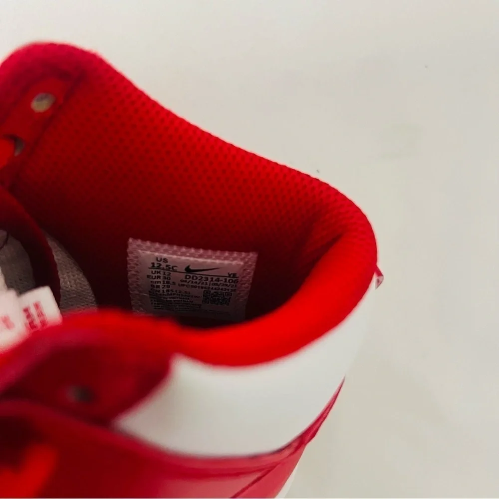 Nike Dunk High (PS) White/University Red Size 13.5 DD2314-106 School Casual EUC